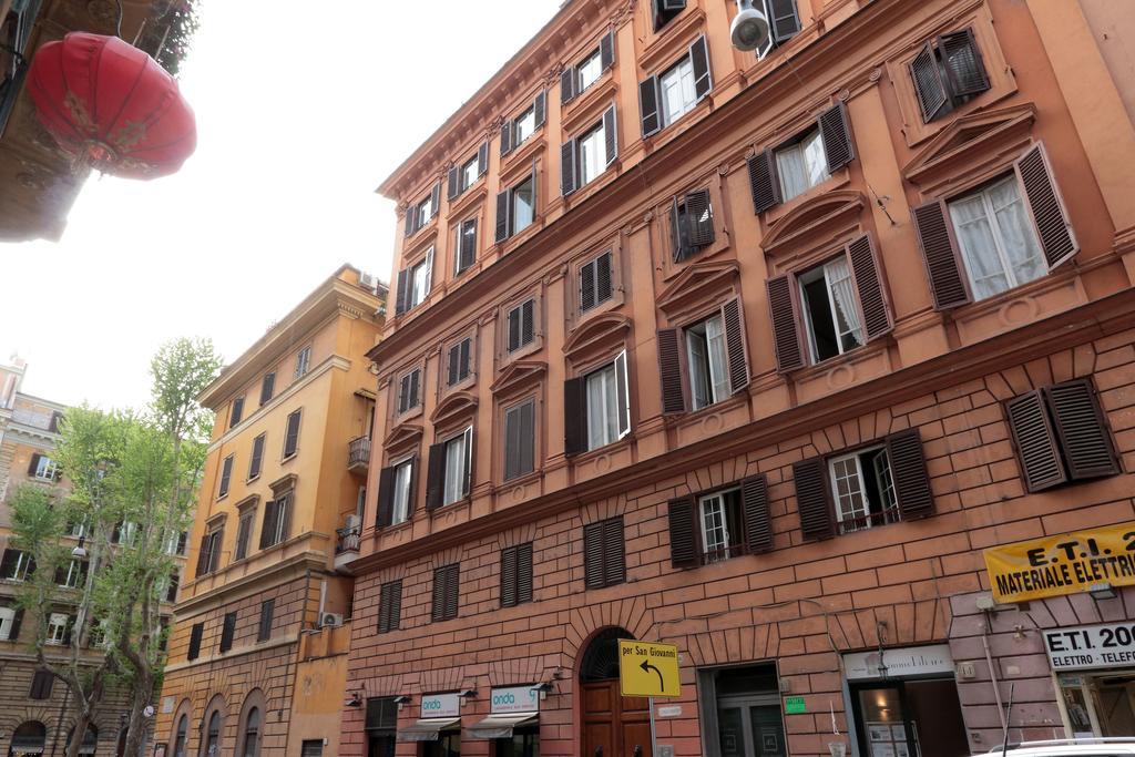 La Dimora Colosseo Roma Esterno foto