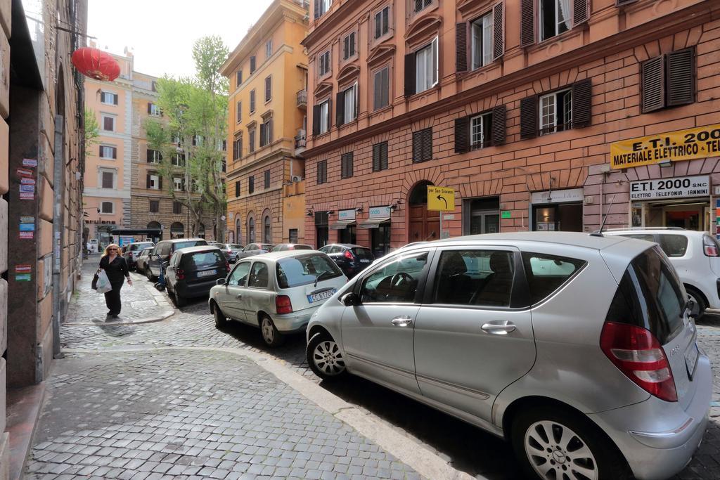 La Dimora Colosseo Roma Esterno foto